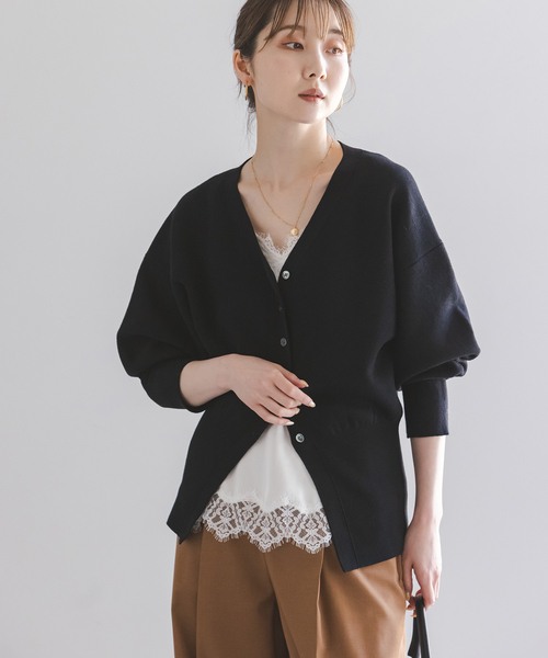 Noble(ノーブル)の「《・セットアップ対応》接結タック編みVネックカーディガン(カーディガン/ボレロ・レディース・ブラック/ラベンダー/ライトグレー・FREE)」の13枚目の写真
