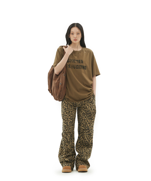 DEFGARMENTS（デフグラメンツ）の「STUD PARACHUTE PANTS [LEOPARD BROWN]（その他パンツ・レディース・その他・SMALL/MEDIUM/LARGE/X-SMALL）」の2枚目の写真