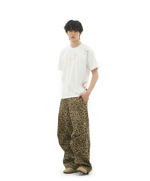 DEFGARMENTS（デフグラメンツ）の「STUD PARACHUTE PANTS [LEOPARD BROWN]（その他パンツ・レディース・その他・SMALL/MEDIUM/LARGE/X-SMALL）」の4枚目の写真