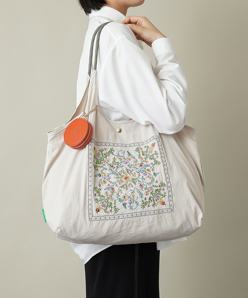 unify(ユニファイ)の「【unify(ユニファイ)】軽量 収納力 しっかり お買い物 にも 刺繍 マルシェバッグ UNPS-01(トートバッグ・レディース・オレンジ/グリーン/オリーブ/サックスブルー/グレー/キャメル/スモークピンク/ライトグレー/ライトブルー/ネイビー/ベージュ/ブラック・ONE SIZE)」の3枚目の写真