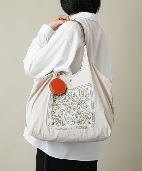 unify(ユニファイ)の「【unify(ユニファイ)】軽量 収納力 しっかり お買い物 にも 刺繍 マルシェバッグ UNPS-01(トートバッグ・レディース・オレンジ/グリーン/オリーブ/サックスブルー/グレー/キャメル/スモークピンク/ライトグレー/ライトブルー/ネイビー/ベージュ/ブラック・ONE SIZE)」の21枚目の写真
