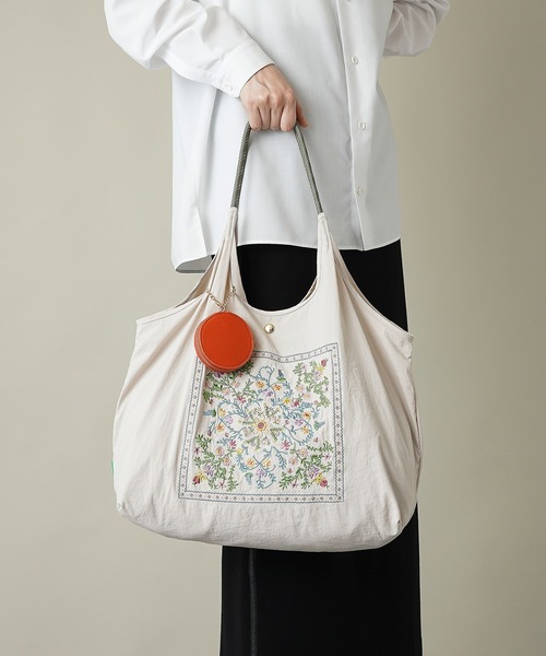 unify(ユニファイ)の「【unify(ユニファイ)】軽量 収納力 しっかり お買い物 にも 刺繍 マルシェバッグ UNPS-01(トートバッグ・レディース・オレンジ/グリーン/オリーブ/サックスブルー/グレー/キャメル/スモークピンク/ライトグレー/ライトブルー/ネイビー/ベージュ/ブラック・ONE SIZE)」の22枚目の写真