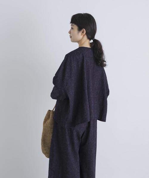 かぐれ（カグレ）の「コットンクロス刺しゅうワイドシャツ（シャツ/ブラウス・レディース・ネイビー/オフホワイト・FREE）」の22枚目の写真