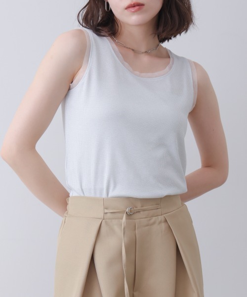 Bou Jeloud(ブージュルード)の「前後2WAYラメタンク(タンクトップ・レディース・ブラック/ベージュ/オフホワイト/ブルー・FREE)」の1枚目の写真
