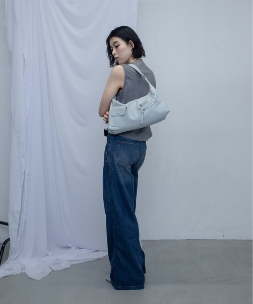 uyu.（ウユ）の「Double Waist Denim Pants/ダブルウエストデニムパンツ（デニムパンツ・レディース・ブルー・MEDIUM/SMALL/LARGE）」の12枚目の写真