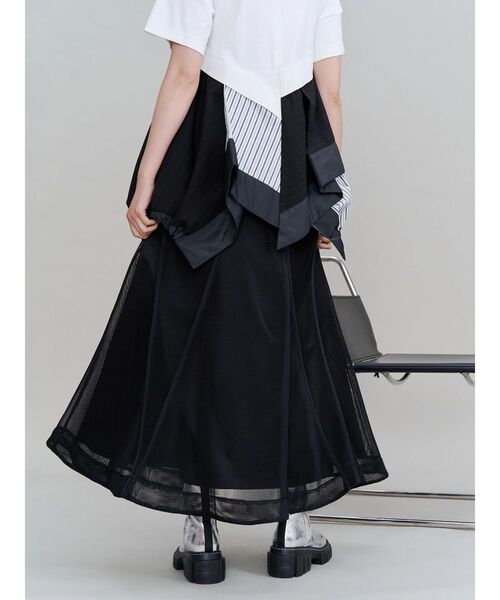 UN3D.(アンスリード)の「MESH TRIANGLE FLARE SKIRT / メッシュトライアングルフレアスカート(スカート・レディース・ホワイト/ブラック・38/36)」の20枚目の写真