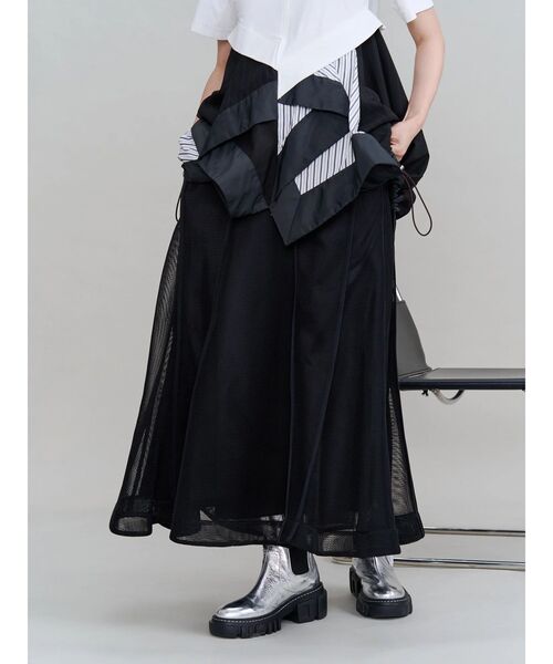 UN3D.(アンスリード)の「MESH TRIANGLE FLARE SKIRT / メッシュトライアングルフレアスカート(スカート・レディース・ホワイト/ブラック・38/36)」の1枚目の写真