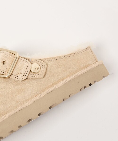 UGG(アグ)の「【国内EXCLUSIVE】<UGG>ゴールデンスター クロッグ サンダル スリッポン(モカシン/デッキシューズ・レディース・ダークブラウン/ナチュラル・5/6/7/8)」の20枚目の写真