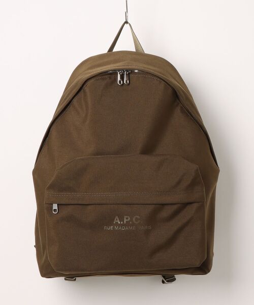A.P.C.(アーペーセー)の「SAC A DOS BACKSTAGE(バックパック/リュック・メンズ・カーキ・ONESIZE)」の1枚目の写真