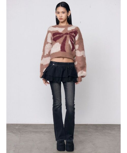 EMODA(エモダ)の「ペプラムレイヤーフレアパギンス(デニムパンツ・レディース・ライトブルー/ブラック・SMALL/MEDIUM/X-SMALL)」の13枚目の写真