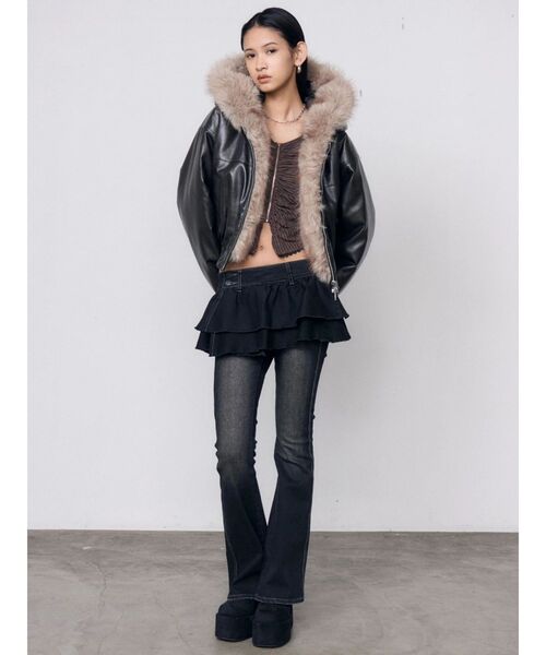 EMODA(エモダ)の「ペプラムレイヤーフレアパギンス(デニムパンツ・レディース・ライトブルー/ブラック・SMALL/MEDIUM/X-SMALL)」の17枚目の写真