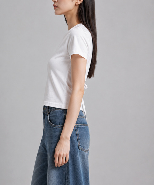 NinaetLina(ニナエリナ)の「後ろリボン無地ミニTシャツ(Tシャツ/カットソー・レディース・ホワイト/ブラック・FREE)」の4枚目の写真