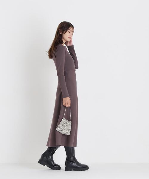 NATURAL BEAUTY BASIC(ナチュラルビューティーベーシック)の「オフショルニットワンピース(ワンピース・レディース・ブラウン/ブルー・MEDIUM/SMALL)」の9枚目の写真