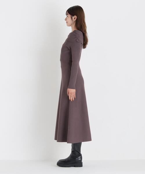 NATURAL BEAUTY BASIC(ナチュラルビューティーベーシック)の「オフショルニットワンピース(ワンピース・レディース・ブラウン/ブルー・MEDIUM/SMALL)」の10枚目の写真