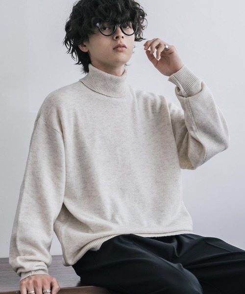 Rocky Monroe(ロッキーモンロー)の「新色追加 オーバーサイズウール混メランジタートルネックプルオーバーニットセーター(ニット/セーター・メンズ・マスタード/ワイン/オフホワイト/ブラック/チャコール/ブラウン/グレー・M/XL/L)」の2枚目の写真