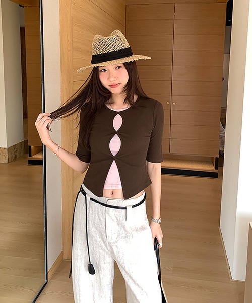 Girly Doll(ガーリードール)の「レイヤード風クルーネック半袖カットソー(Tシャツ/カットソー・レディース・グレー/ブラック/ブラウン・FREE)」の8枚目の写真