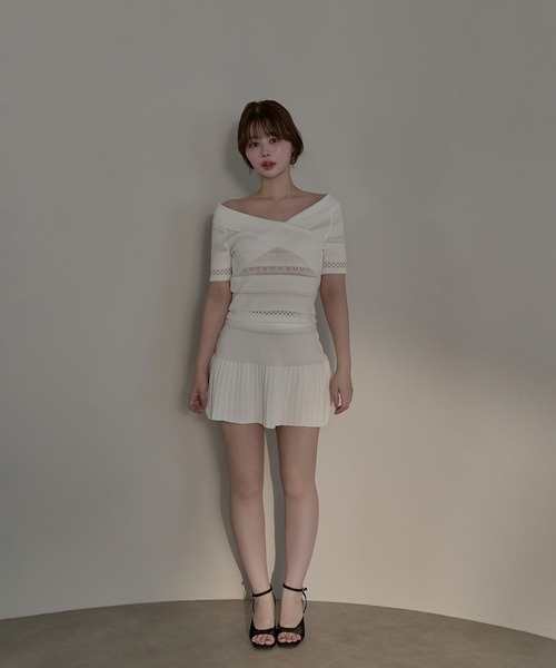 M DOLLY(エムドリー)の「Cross pleats Linnea set up / クロスプリーツリンネアセットアップ(セットアップ・レディース・アイボリー/ブラウン・FREE)」の7枚目の写真