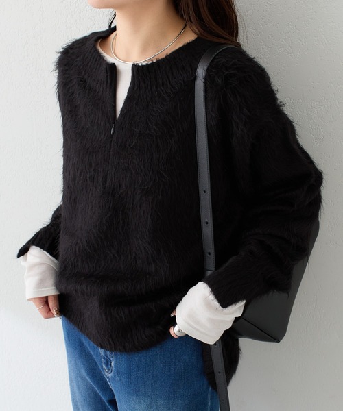 COLLAGE GALLARDAGALANTE(コラージュガリャルダガランテ)の「オフィスカジュアル/通勤服/袖リブジップブラウス(シャツ/ブラウス・レディース・オフホワイト/ベージュ/ブラック/チャコールグレー・FREE)」の2枚目の写真