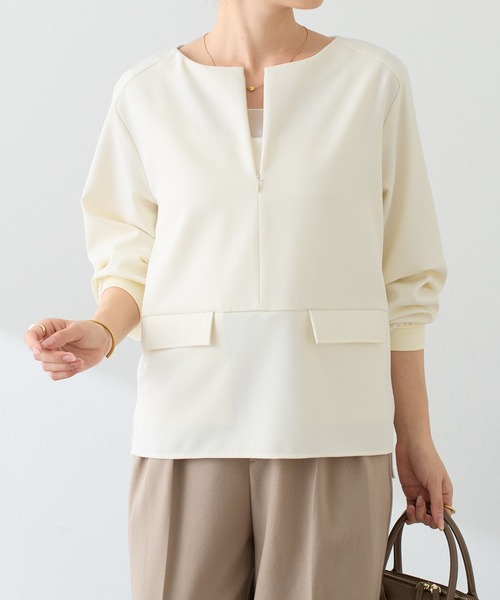 COLLAGE GALLARDAGALANTE(コラージュガリャルダガランテ)の「オフィスカジュアル/通勤服/袖リブジップブラウス(シャツ/ブラウス・レディース・オフホワイト/ベージュ/ブラック/チャコールグレー・FREE)」の11枚目の写真