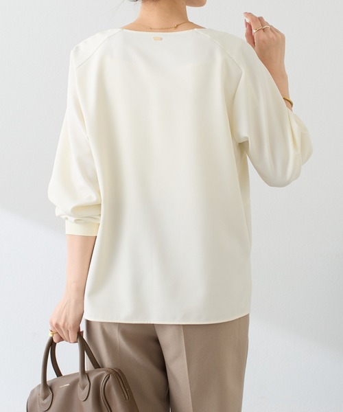 COLLAGE GALLARDAGALANTE(コラージュガリャルダガランテ)の「オフィスカジュアル/通勤服/袖リブジップブラウス(シャツ/ブラウス・レディース・オフホワイト/ベージュ/ブラック/チャコールグレー・FREE)」の9枚目の写真