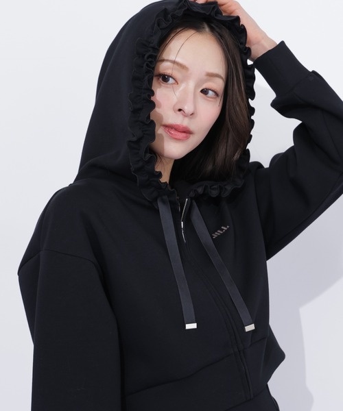 JILL by JILL STUART(ジルバイジルスチュアート)の「ダイバーセットアップ フリルパーカー(パーカー・レディース・グレー/ベージュ/ブラック・FREE)」の1枚目の写真