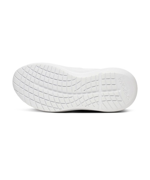 OOFOS(ウーフォス)の「OOFOS/ウーフォス Women's OOmy Thermo Zen ウーマイ サーモ ゼン リカバリーシューズ 軽量 スリッポン スニーカー レディース 2026年 秋 秋服 冬 冬服(スリッポン・レディース・ホワイト/ブラック・23cm/24cm/25cm)」の6枚目の写真