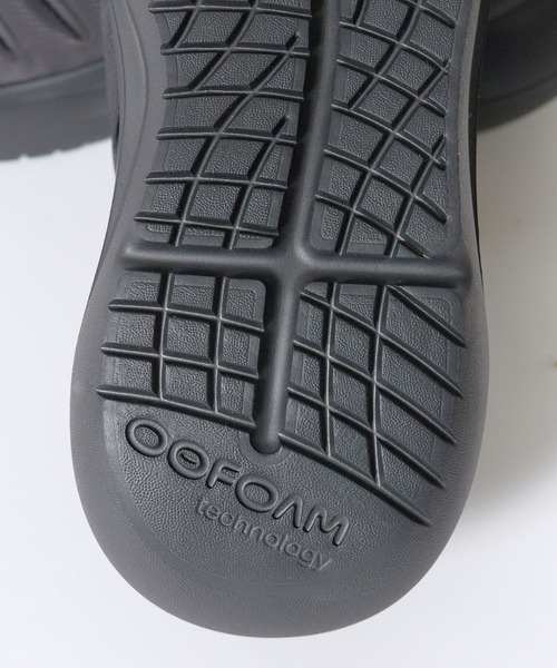 OOFOS(ウーフォス)の「OOFOS/ウーフォス Women's OOmy Thermo Zen ウーマイ サーモ ゼン リカバリーシューズ 軽量 スリッポン スニーカー レディース 2026年 秋 秋服 冬 冬服(スリッポン・レディース・ホワイト/ブラック・23cm/24cm/25cm)」の18枚目の写真
