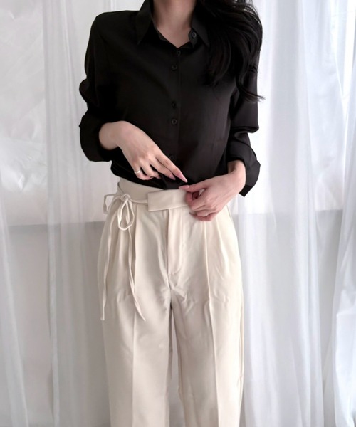 merrylatte（メリーラテ）の「シフォンベーシックシャツ 長袖ブラウス【SS】（シャツ/ブラウス・レディース・ホワイト/ブラック/ライトブルー・S/L/M）」の2枚目の写真
