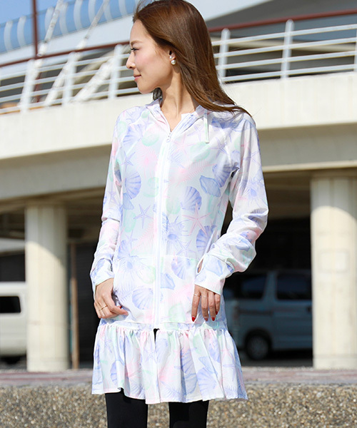 Fashion Letter（ファッションレター）の「ラッシュガードフリルパーカー（ラッシュガード・レディース・ミント/ネイビー/イエロー/カモフラージュ/その他8/その他10/その他9/その他7/その他11/ホワイト/ホワイト×イエロー/ホワイト×ピンク/グレー/その他4/ベビーピンク/その他6/その他2/その他3/その他5/その他1/ブラック/ブルーグリーン・L-XL/M-L）」の18枚目の写真