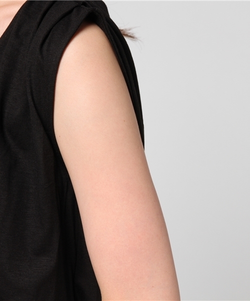 EGOIST（エゴイスト）の「カシュクールショートオールインワン1（つなぎ/オールインワン・レディース・ブラック/グレー・FREE）」の8枚目の写真