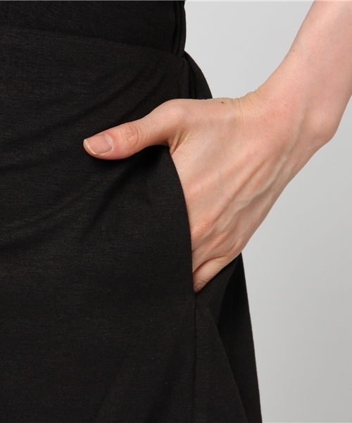 EGOIST（エゴイスト）の「カシュクールショートオールインワン1（つなぎ/オールインワン・レディース・ブラック/グレー・FREE）」の9枚目の写真