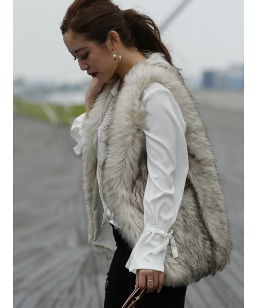 Resexxy リゼクシー の ロングファーベスト ベスト Wear