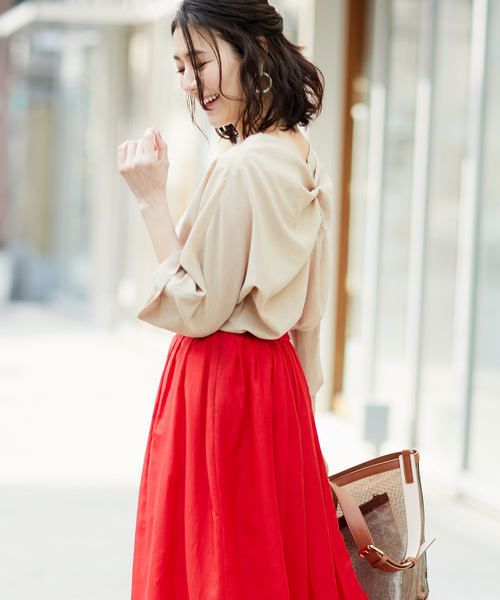 RIVE DROITE（リヴドロワ）の「バックツイストブラウス（シャツ/ブラウス・レディース・オフホワイト/ベージュ/ネイビー・FREE）」の2枚目の写真