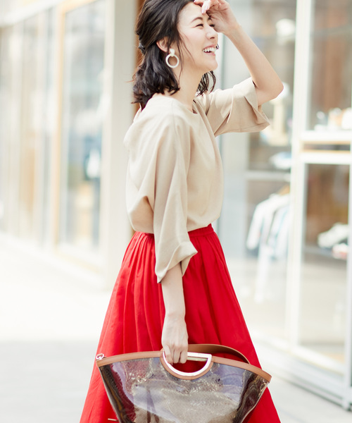 RIVE DROITE（リヴドロワ）の「バックツイストブラウス（シャツ/ブラウス・レディース・オフホワイト/ベージュ/ネイビー・FREE）」の8枚目の写真