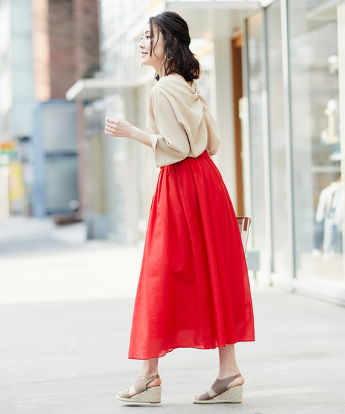 RIVE DROITE（リヴドロワ）の「バックツイストブラウス（シャツ/ブラウス・レディース・オフホワイト/ベージュ/ネイビー・FREE）」の10枚目の写真