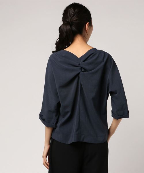 RIVE DROITE（リヴドロワ）の「バックツイストブラウス（シャツ/ブラウス・レディース・オフホワイト/ベージュ/ネイビー・FREE）」の5枚目の写真