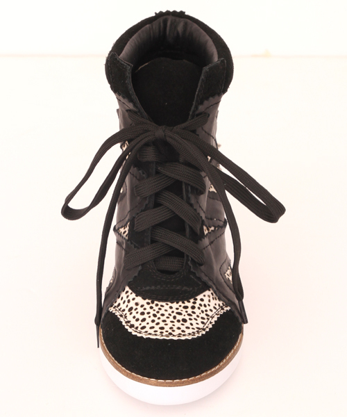 Another Edition（アナザーエディション）の「AE×J/C STUDS InWEG SNK　Я（スニーカー・レディース・オフホワイト/ブラック・36/37/38）」の3枚目の写真