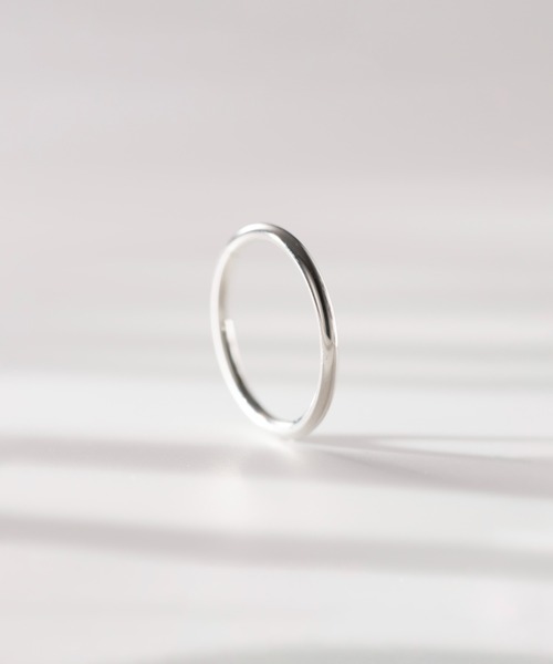 ieLS（イエルズ）の「金属アレルギー対応「ieLS」ステンレス　Stainless Steel シンプルフープピアス（ピアス（片耳用）・メンズ・ブラック/シルバー/シルバー系その他・ONE SIZE/LARGE）」の2枚目の写真