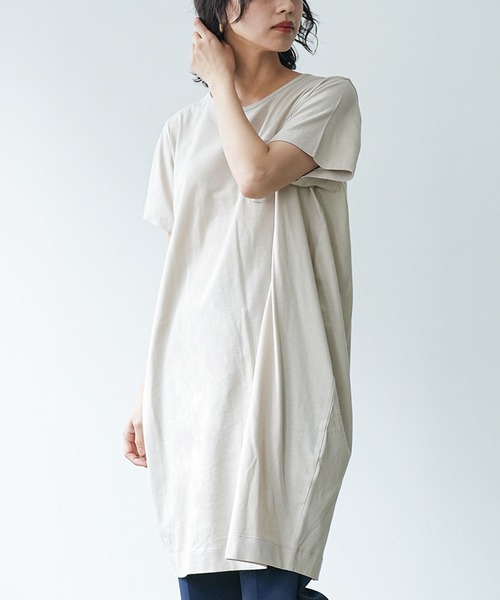 mili an deni(ミリアンデニ)の「ポケット付きTシャツワンピース(ワンピース・レディース・チャコールグレー/ブラック/ネイビー/オフホワイト/カーキ/杢グレー/ピンクベージュ/オリーブ/ベージュ/ダークベージュ/ライトグレー/モカ/ラベンダー/ダークブルー/スミクロ/ブルー/ダークオレンジ/アッシュグレー/ダークパープル・M/L)」の10枚目の写真