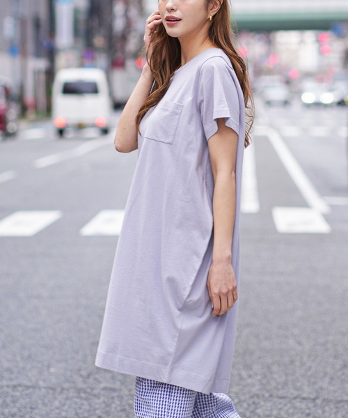 mili an deni(ミリアンデニ)の「ポケット付きTシャツワンピース(ワンピース・レディース・チャコールグレー/ブラック/ネイビー/オフホワイト/カーキ/杢グレー/ピンクベージュ/オリーブ/ベージュ/ダークベージュ/ライトグレー/モカ/ラベンダー/ダークブルー/スミクロ/ブルー/ダークオレンジ/アッシュグレー/ダークパープル・M/L)」の1枚目の写真