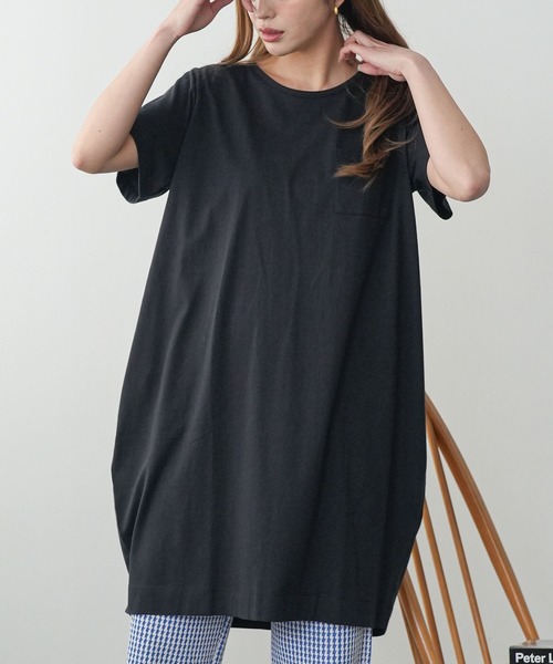 mili an deni(ミリアンデニ)の「ポケット付きTシャツワンピース(ワンピース・レディース・チャコールグレー/ブラック/ネイビー/オフホワイト/カーキ/杢グレー/ピンクベージュ/オリーブ/ベージュ/ダークベージュ/ライトグレー/モカ/ラベンダー/ダークブルー/スミクロ/ブルー/ダークオレンジ/アッシュグレー/ダークパープル・M/L)」の3枚目の写真