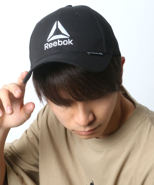 Reebok(リーボック)の「Reebok/リーボック デルタ刺繍 ローキャップ(キャップ・レディース・ブラック/ピンク/ネイビー/ホワイト・FREE)」の14枚目の写真