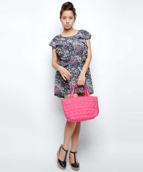 MILKFED.(ミルクフェド)の「FRILLY MINI DRESS BLOOM(ワンピース・レディース・ライトパープル/ネイビー・MEDIUM/SMALL)」の2枚目の写真