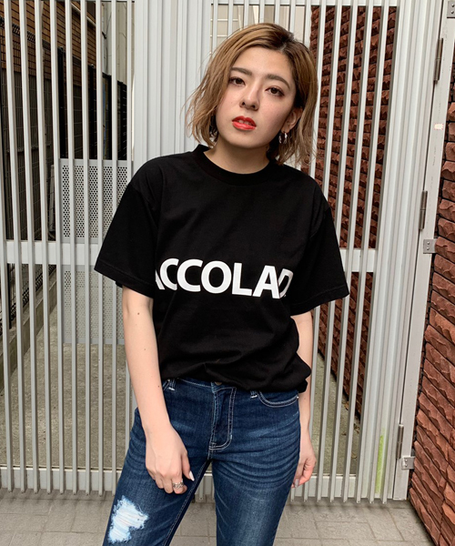 ENVYM(アンビー)の「FRONT LOGO T-SH(Tシャツ/カットソー・レディース・ホワイト/ブラック・FREE)」の4枚目の写真