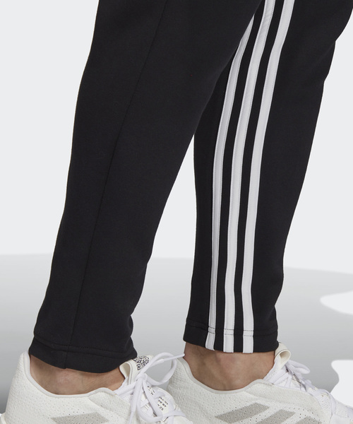 adidasï¼ã¢ãã£ãã¹ï¼ã®ããã¹ããã ã¹ãªã¼ã¹ãã©ã¤ãã¹ ãã¼ãã¼ã ãã³ã [Must Haves 3-Stripes Tapered Pants] ã¢ãã£ãã¹ï¼ãã®ä»ãã³ãï¼ã - WEAR