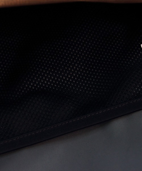 THE NORTH FACE（ザノースフェイス）の「THE NORTH FACE バークレーバックパック（バックパック/リュック・メンズ・ブラック/ダークグリーン/ベージュ・FREE）」の7枚目の写真