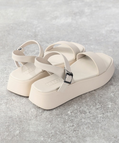 LOWRYS FARM（ローリーズファーム）の「フレアソールサンダル　875549（サンダル・レディース・ブラック/アイボリー/キャメル・MEDIUM/LARGE）」の5枚目の写真