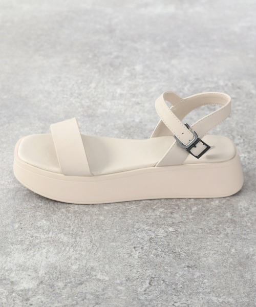 LOWRYS FARM（ローリーズファーム）の「フレアソールサンダル　875549（サンダル・レディース・ブラック/アイボリー/キャメル・MEDIUM/LARGE）」の6枚目の写真