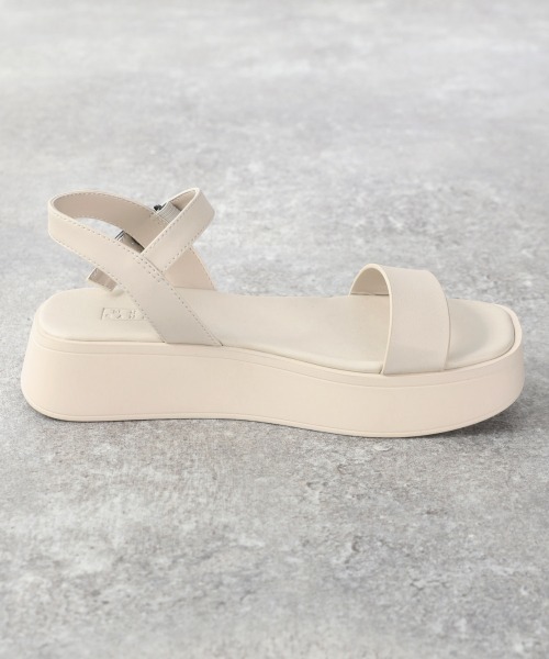 LOWRYS FARM（ローリーズファーム）の「フレアソールサンダル　875549（サンダル・レディース・ブラック/アイボリー/キャメル・MEDIUM/LARGE）」の7枚目の写真