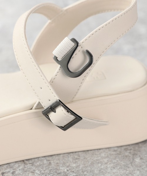 LOWRYS FARM（ローリーズファーム）の「フレアソールサンダル　875549（サンダル・レディース・ブラック/アイボリー/キャメル・MEDIUM/LARGE）」の8枚目の写真